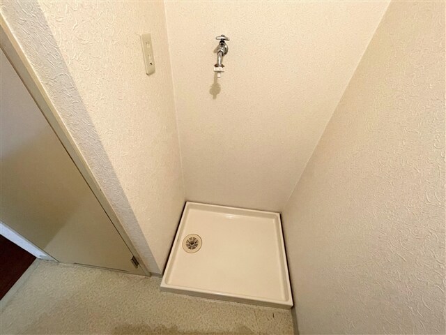 物件内観写真14　(洗濯機置場)