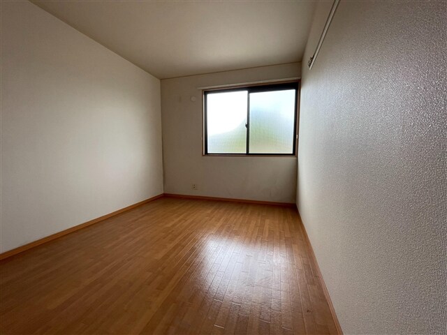 物件内観写真9　(洋室)