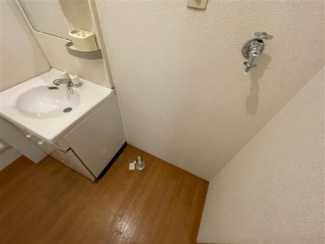 物件内観写真13　(室内洗濯機置場)