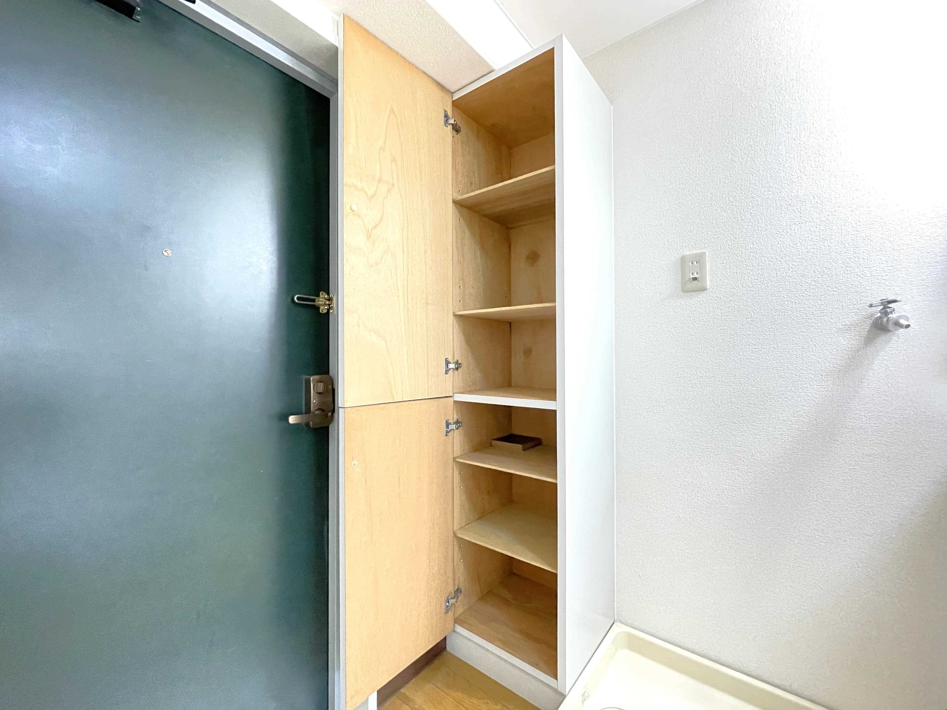 物件内観写真5　(シューズボックス)