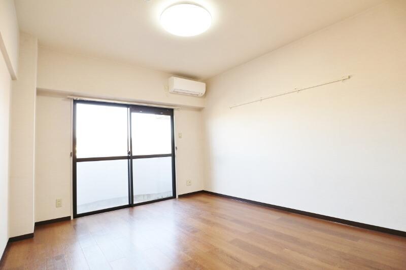 物件内観写真11　(居室)