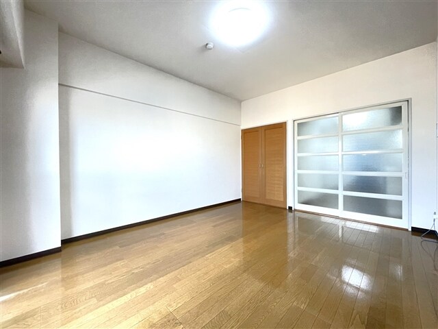 物件内観写真11　(居室)