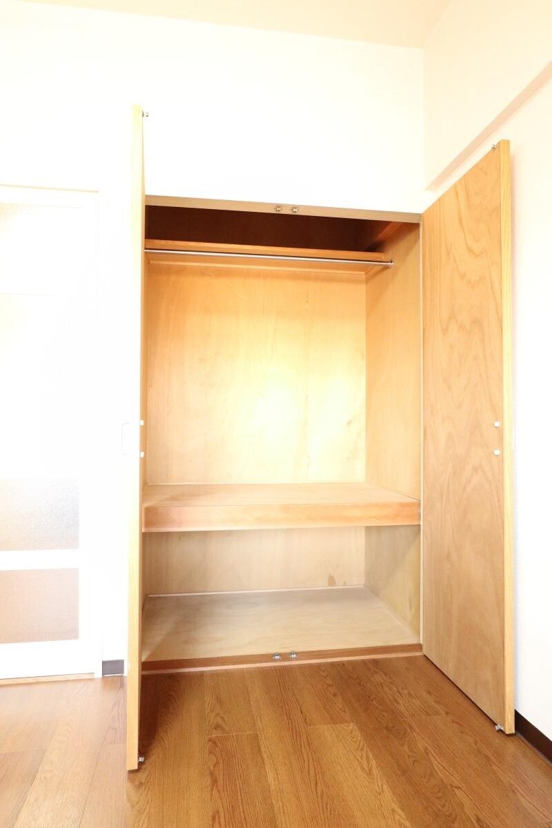 物件内観写真13　(クローゼット)
