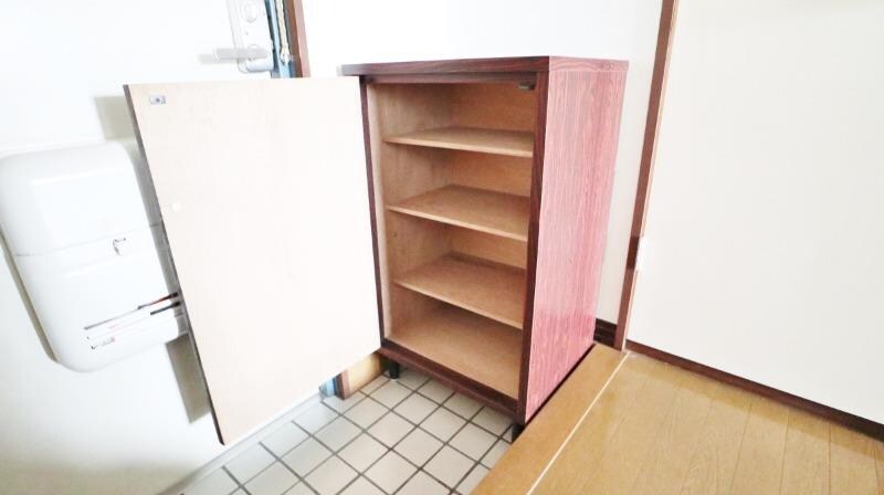 物件内観写真4　(シューズボックス)