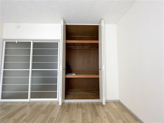 物件内観写真13　(クローゼット)