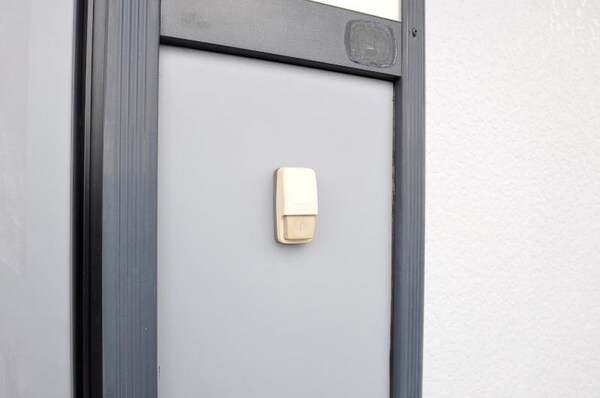 居室(玄関チャイム)