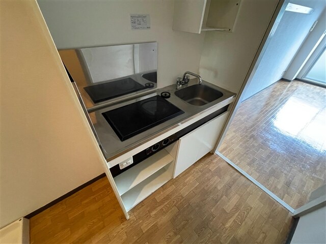 物件内観写真7　(キッチン（IHコンロ付き）)