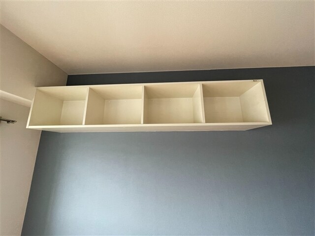 物件内観写真11　(洋室上部収納)