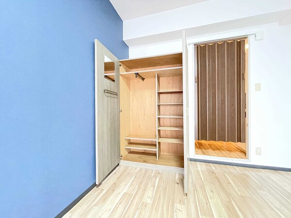 居室(洋室収納)