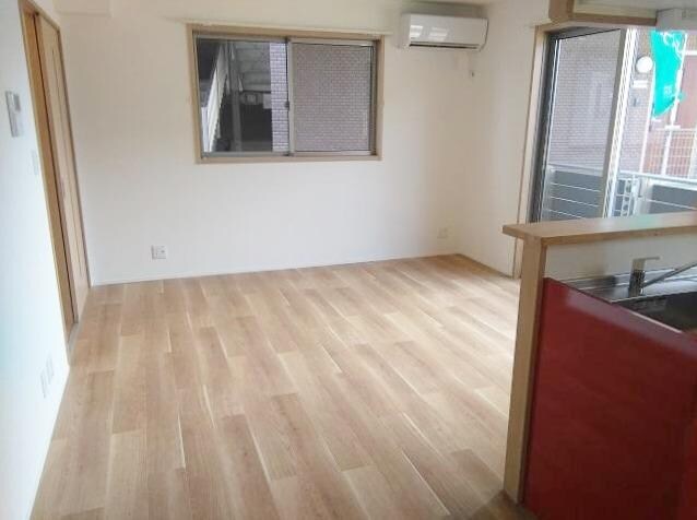 物件内観写真4　(居室)