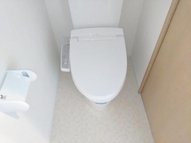 物件内観写真6　(トイレ)