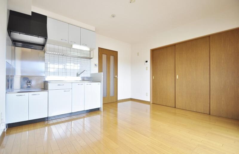 物件内観写真6　(リビング)