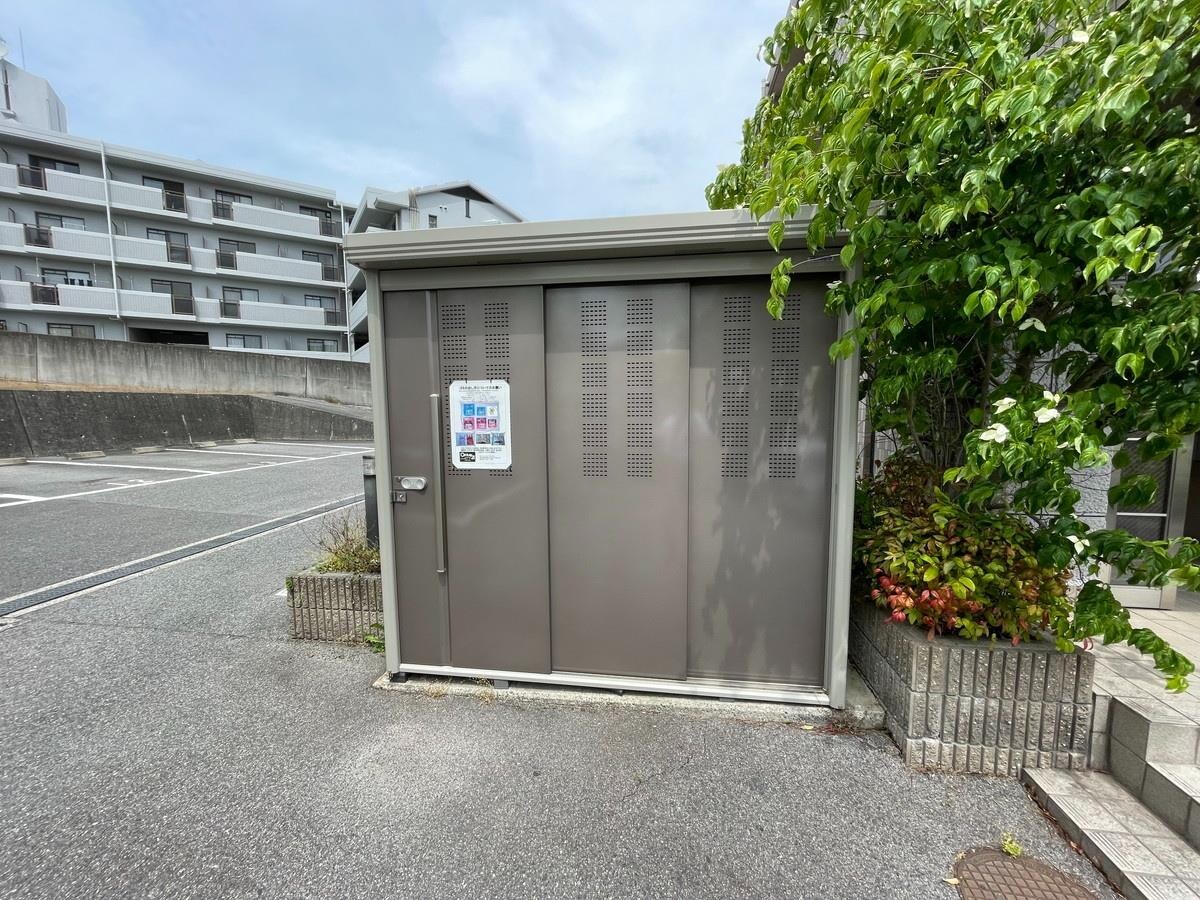 物件外観写真3　(ゴミステーション)