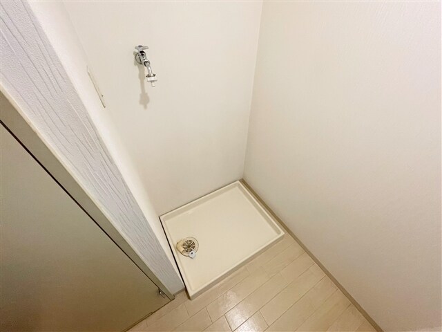 物件内観写真13　(洗濯機置場)