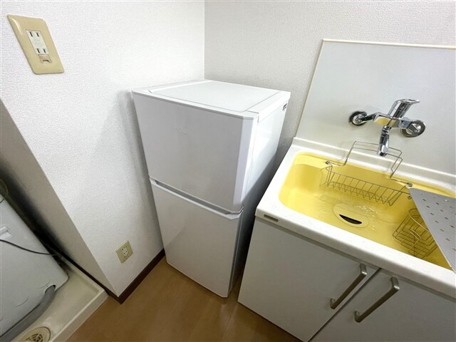 物件内観写真7　(冷蔵庫置場)