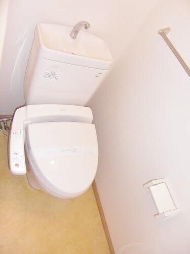 物件内観写真14　(トイレ)