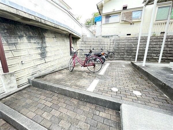 外観(駐輪場)