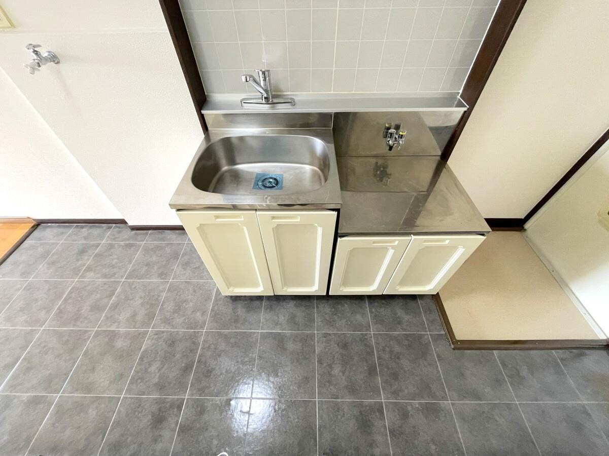 物件内観写真6　(キッチンスペース)