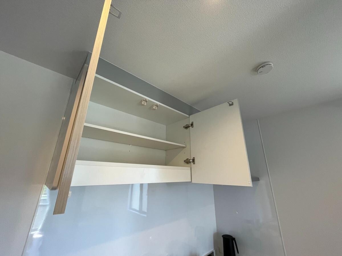 物件内観写真10　(キッチン収納)