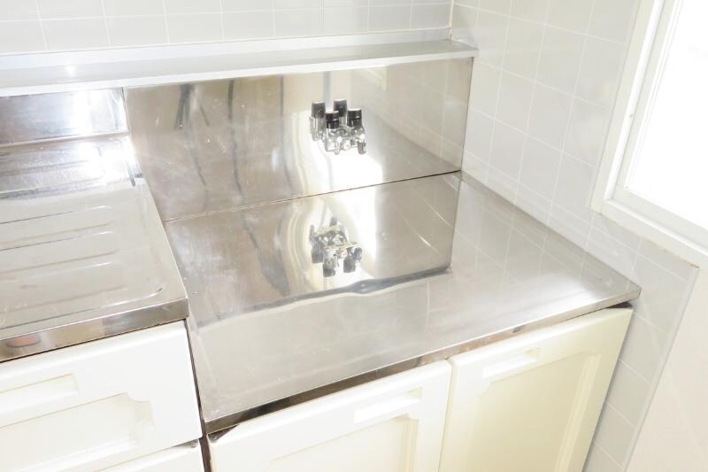 物件内観写真6　(ガスコンロ置場)