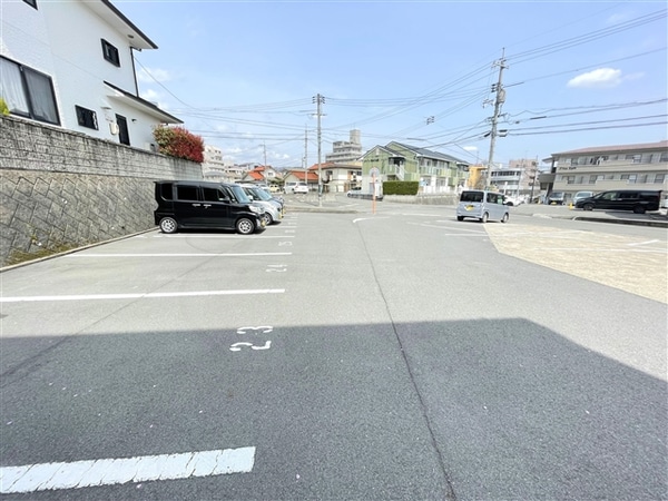 外観(駐車場)