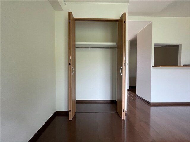 物件内観写真13　(収納)