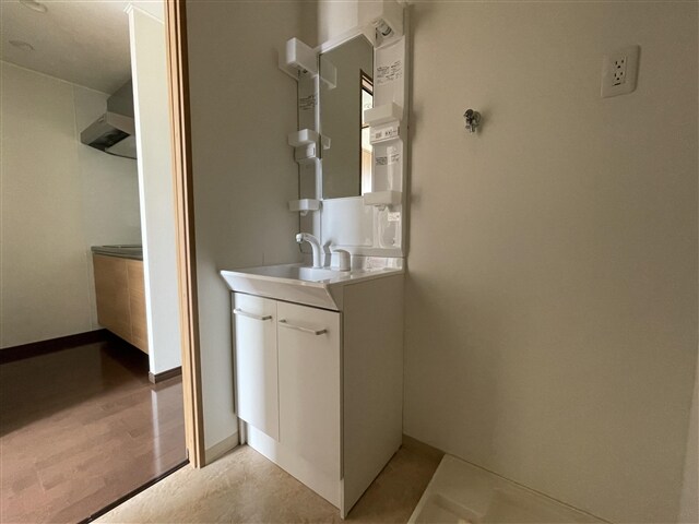 物件内観写真14　(洗面台)