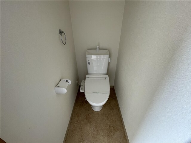 物件内観写真17　(トイレ)