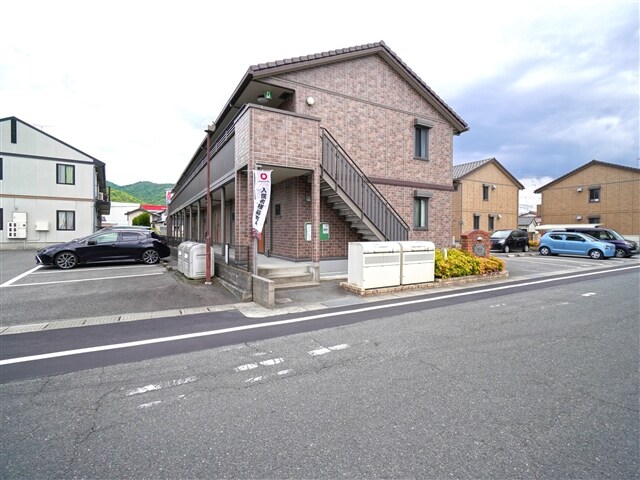 物件外観写真1　(外観)