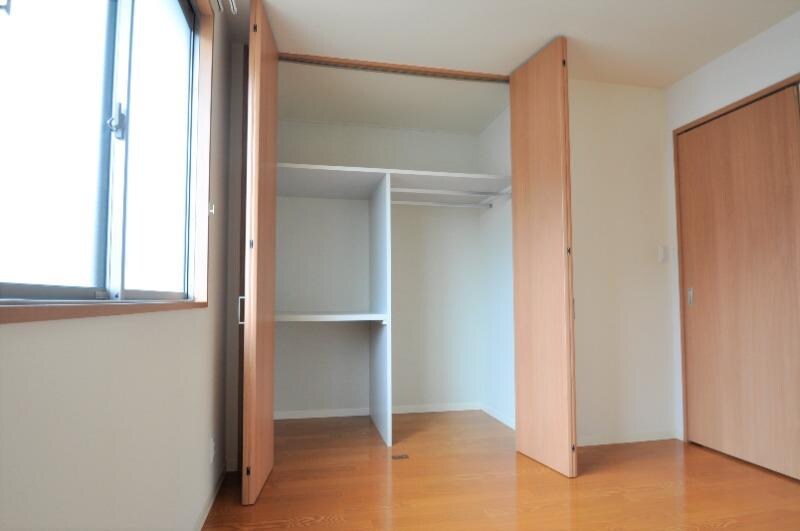 物件内観写真11　(収納)