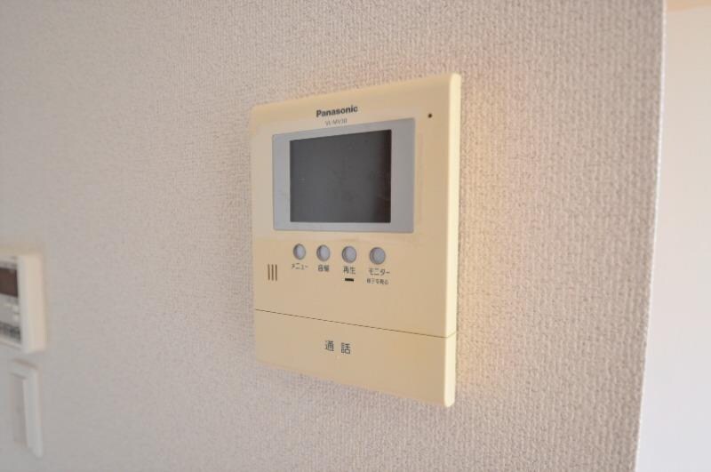 物件内観写真14　(TV付モニターホン（内）)