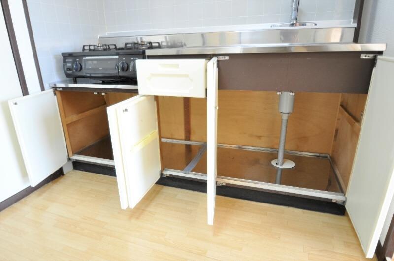 居室(キッチン収納)