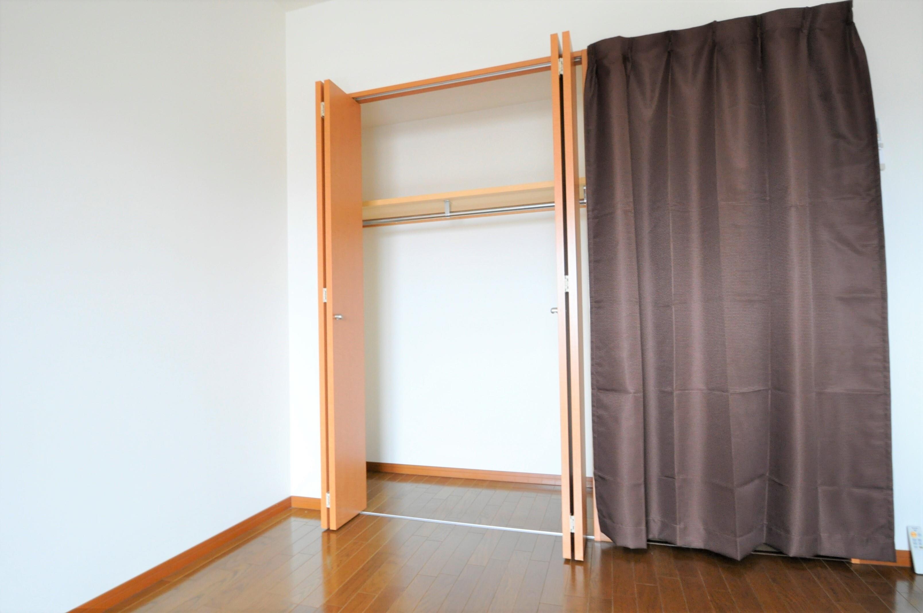 物件内観写真14　(クローゼット)