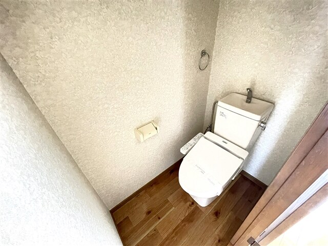 物件内観写真16　(トイレ)