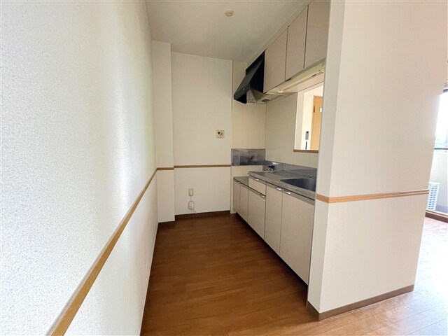 物件内観写真7　(キッチンスペース)