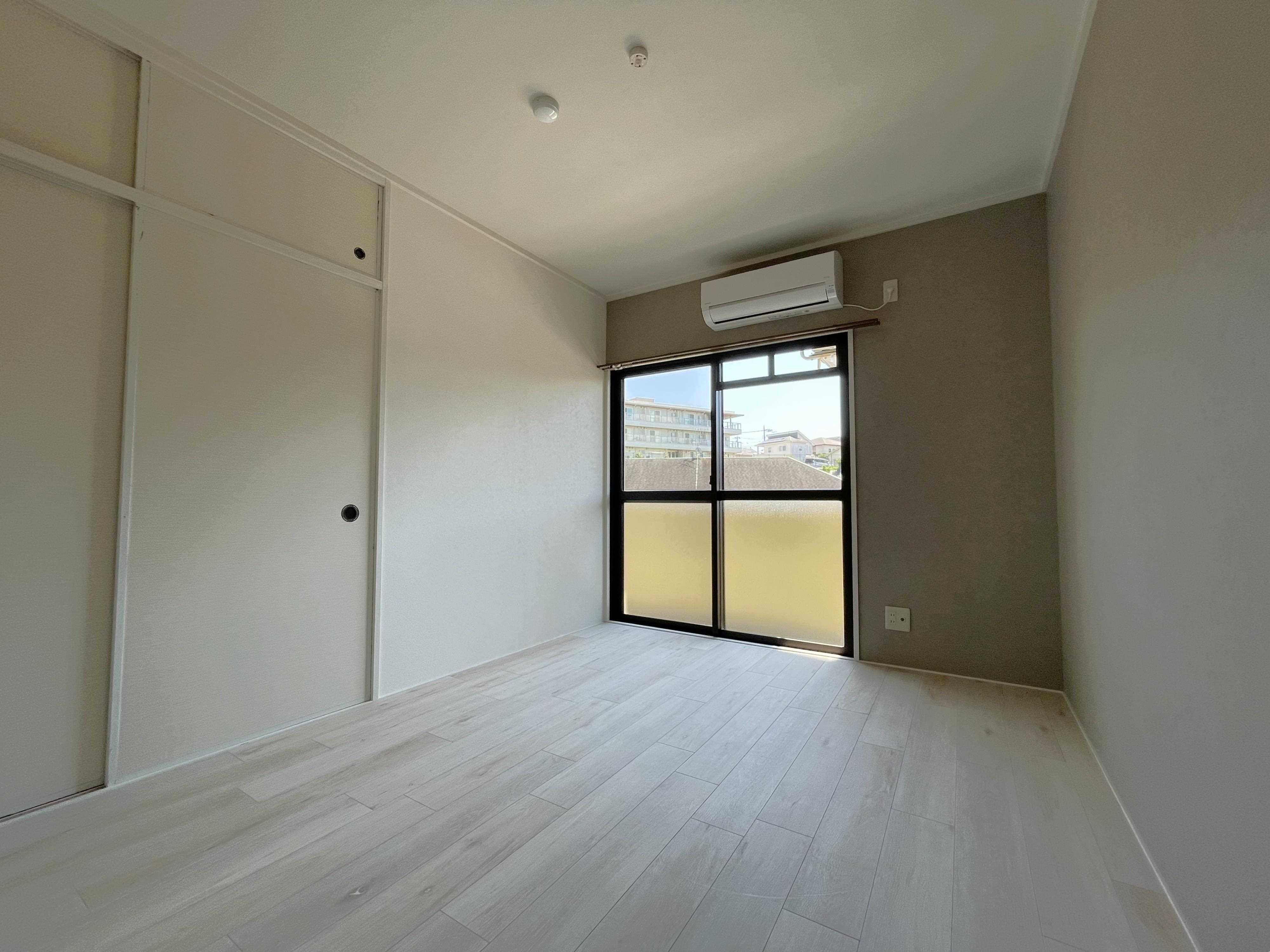 物件内観写真11　(居室1)