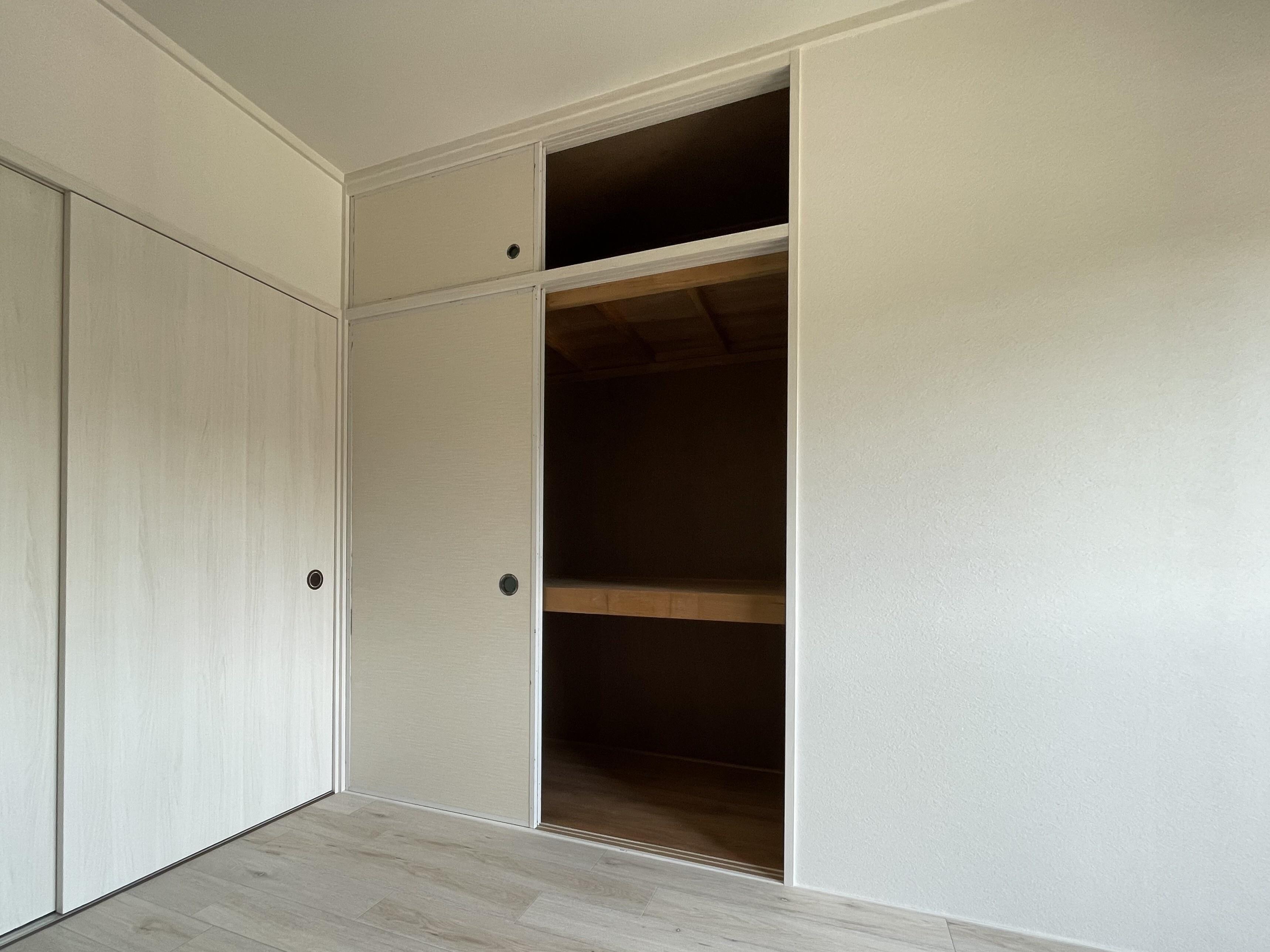 物件内観写真13　(収納（居室1）)