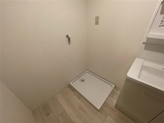 物件内観写真18　(室内洗濯機置場)