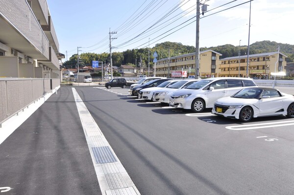 外観(駐車場)