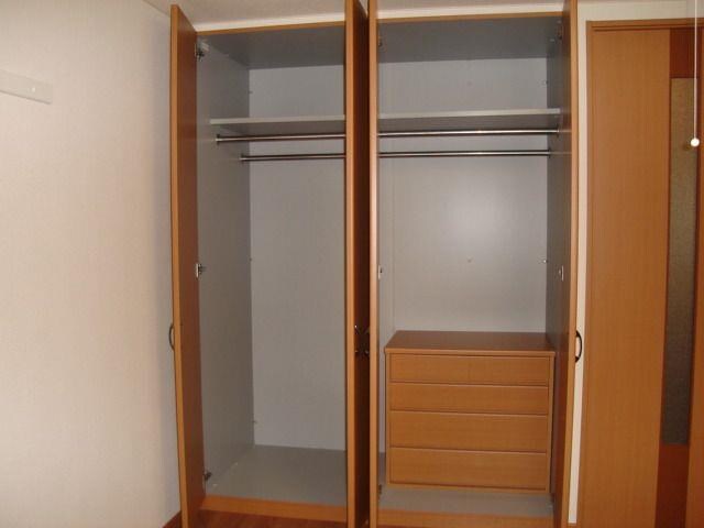 物件内観写真8　(収納)