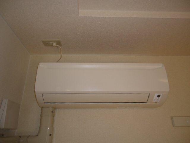 物件内観写真13　(エアコン)