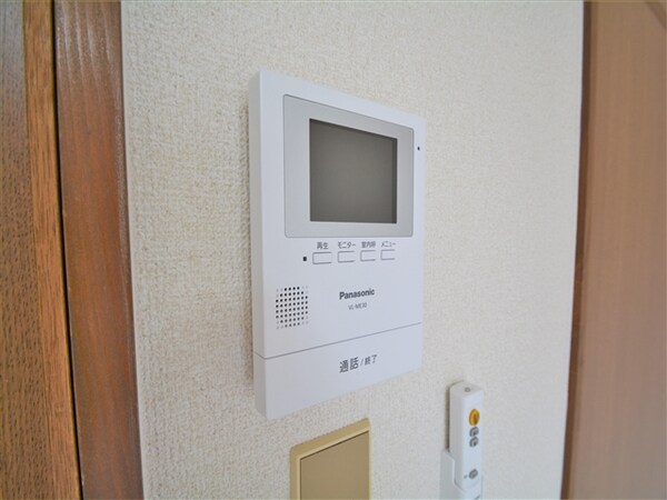 居室(TVモニターホン)