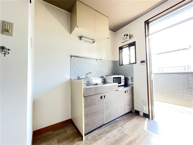 物件内観写真6　(キッチンスペーウ)