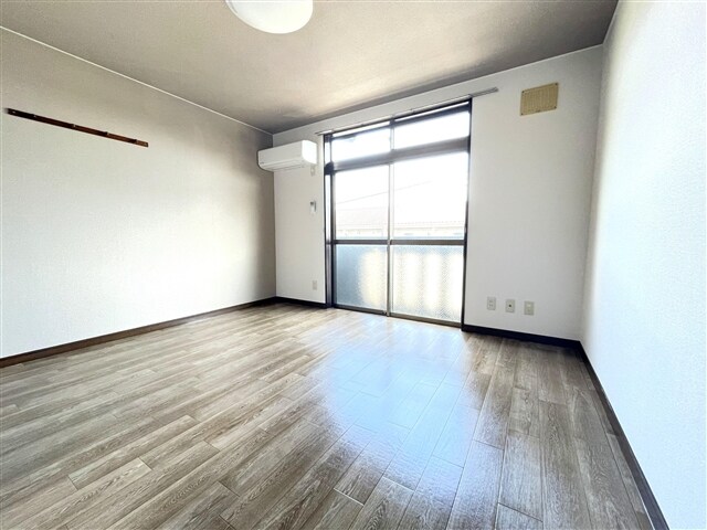 物件内観写真10　(居室)