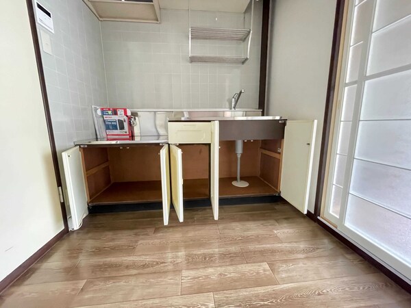 居室(キッチン収納)