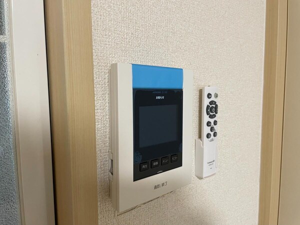居室(TVモニターホン)