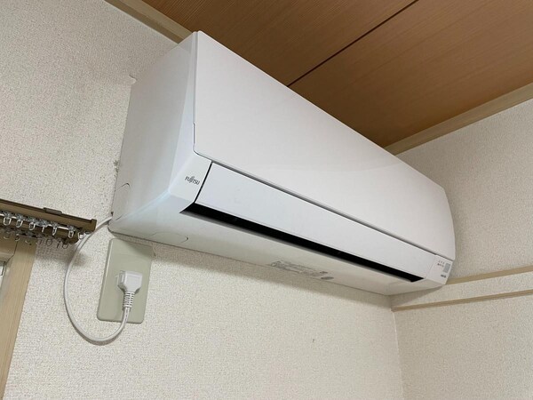 居室(エアコン)