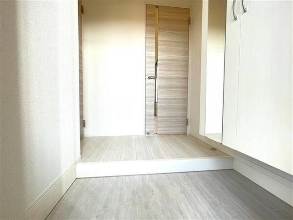 居室(玄関外)