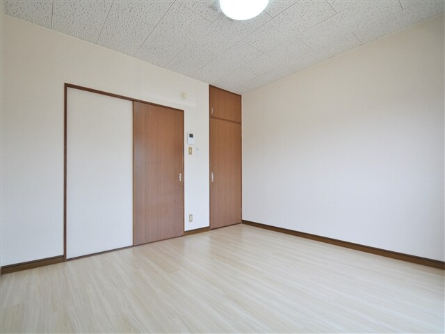 物件内観写真11　(居室)