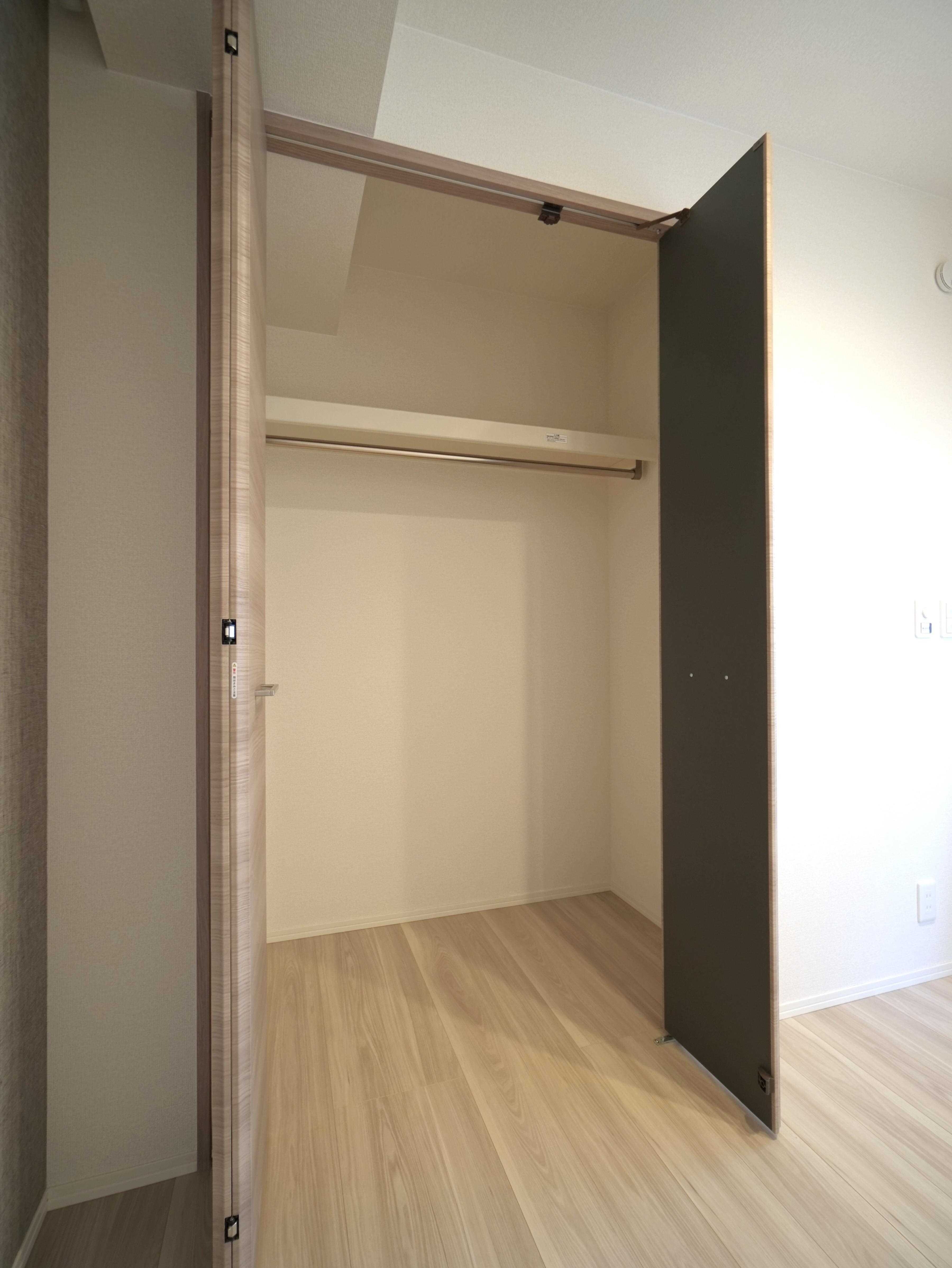 物件内観写真14　(収納スペース)